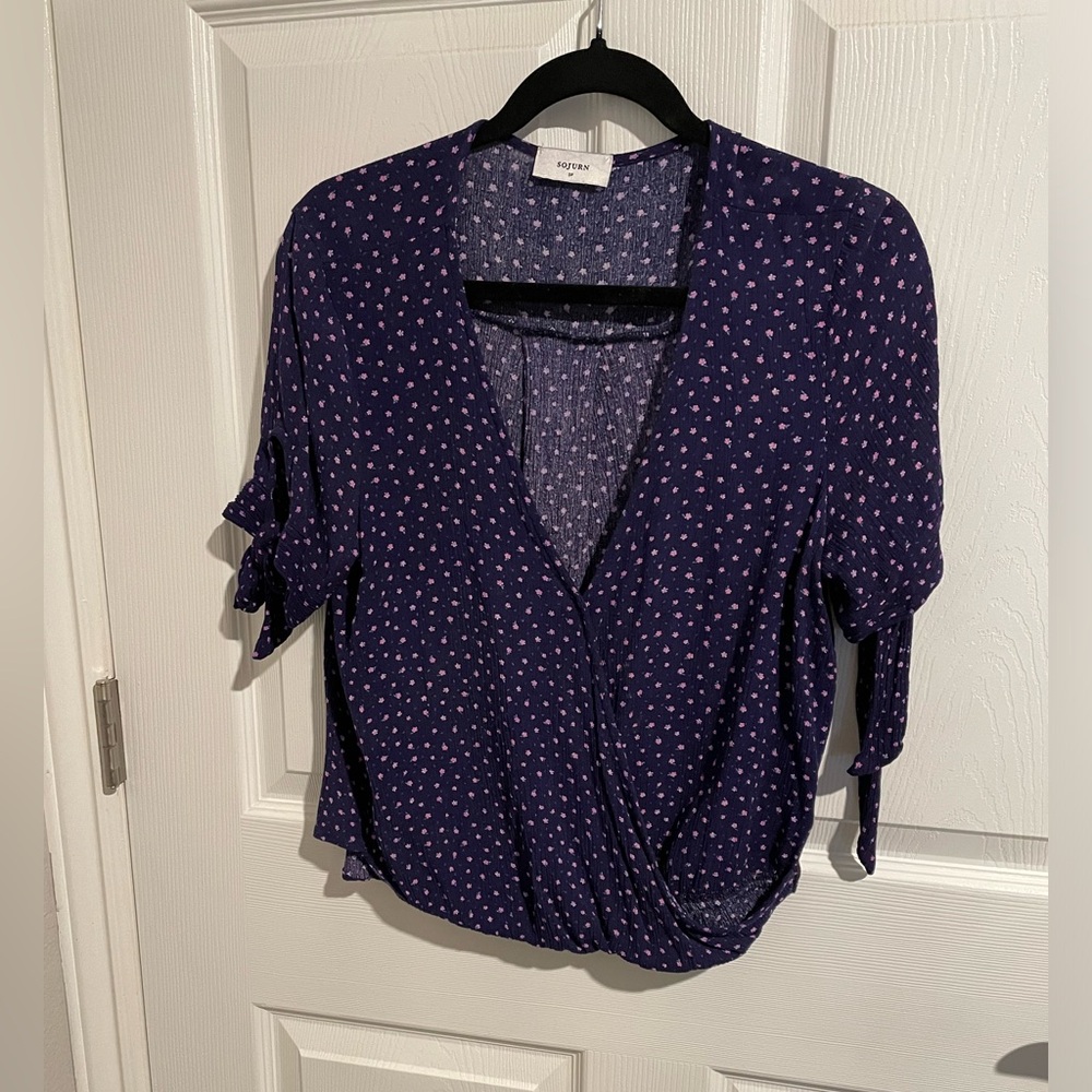 Sojourn SP Blue Surplice Top